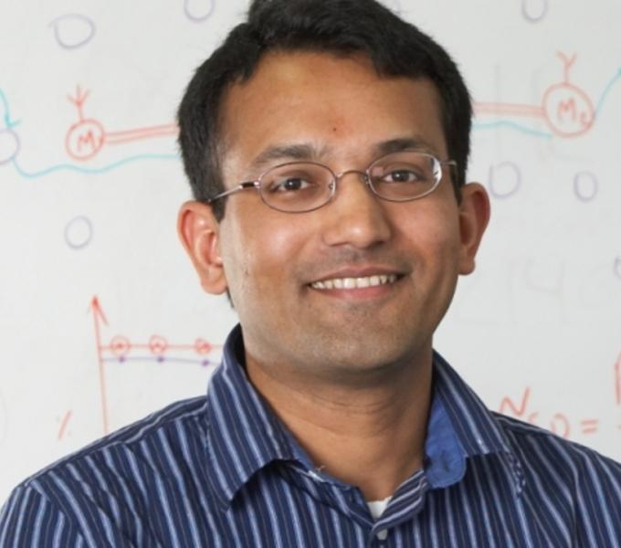 Headshot of Prashant Krishnamurthy